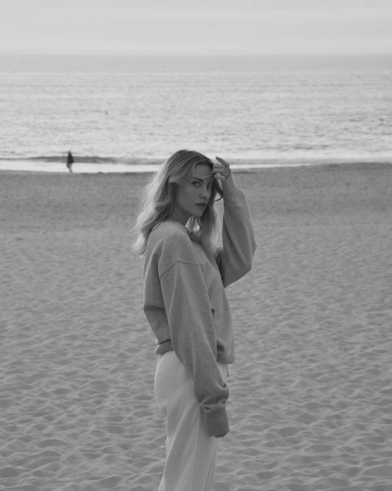Capturing Joy: My Beach Photoshoot Experience